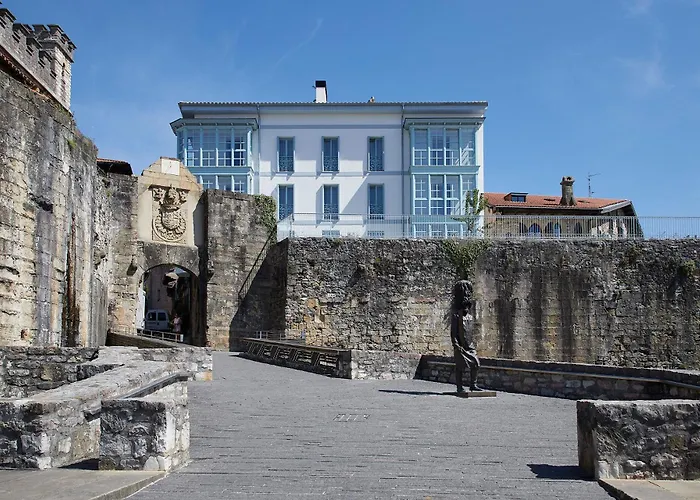 H Suite3b By Smiling *