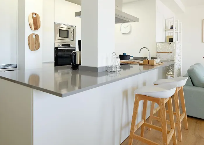 H Suite3b By Smiling * Hondarribia