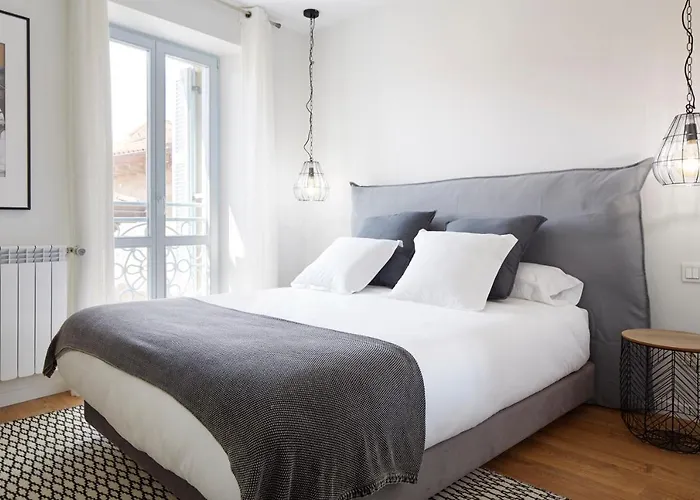 H Suite3b By Smiling Hondarribia