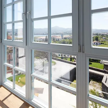 H Suite3b By Smiling Hondarribia