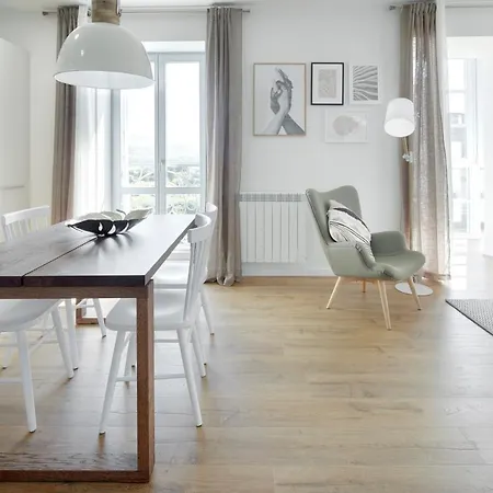 H Suite3b By Smiling *